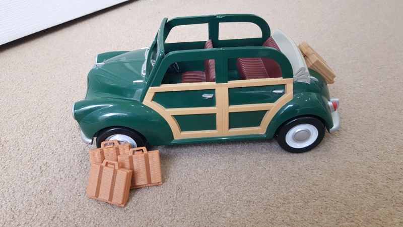 sylvanian families morris minor car